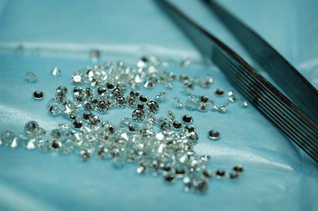 Diamanti sottoposti a perizia gemmologica